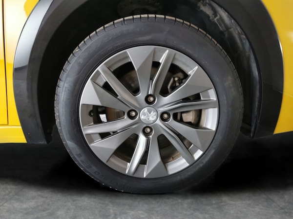Used Peugeot E-208 2021 for sale - 76300628: Photo 28