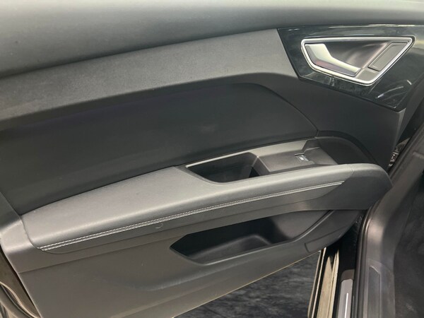Used Audi Q4 e-tron 2022 for sale - 76240937: Photo 43