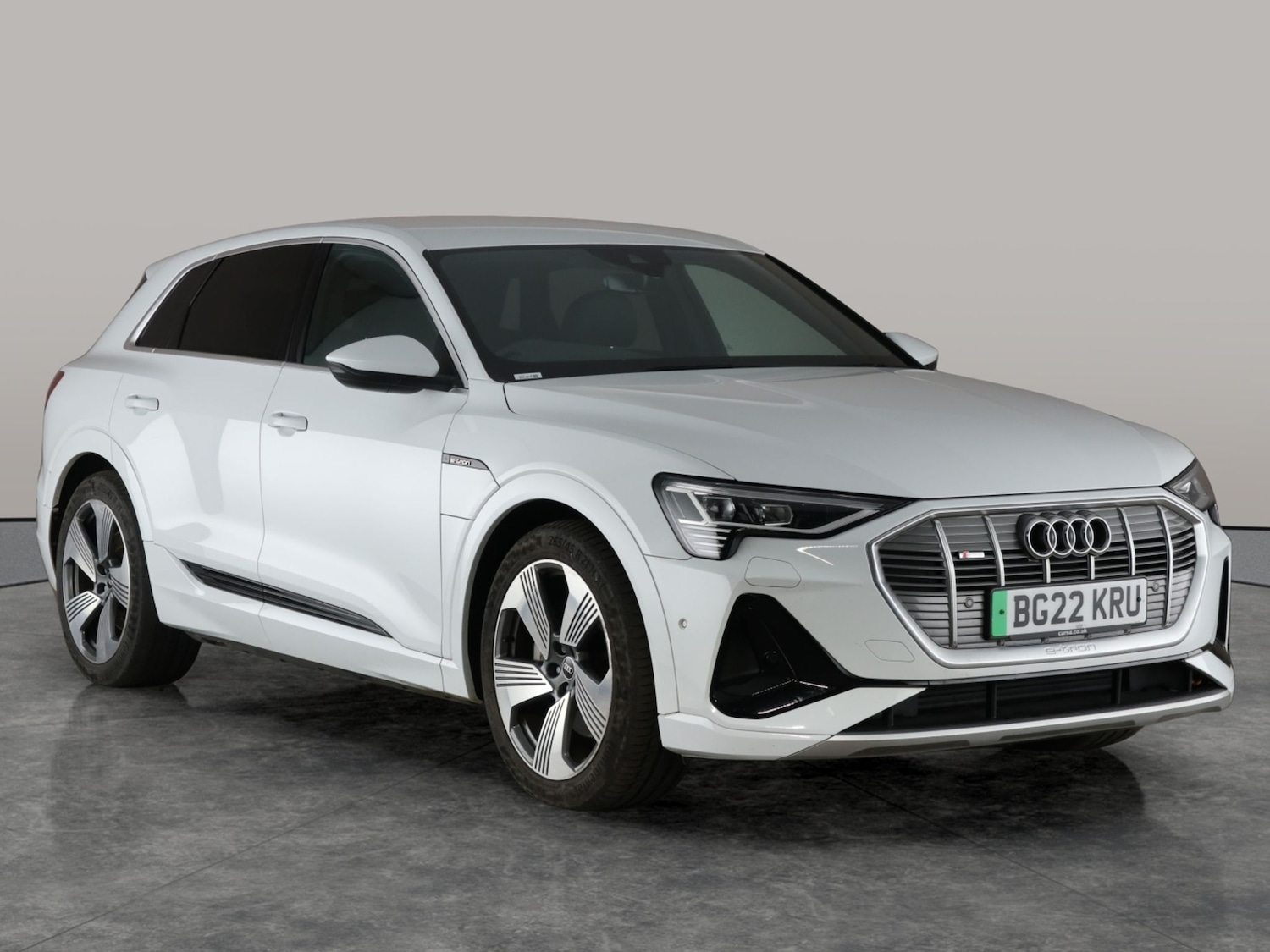 Used Audi e-tron 2022 for sale - 77010781: Photo 8