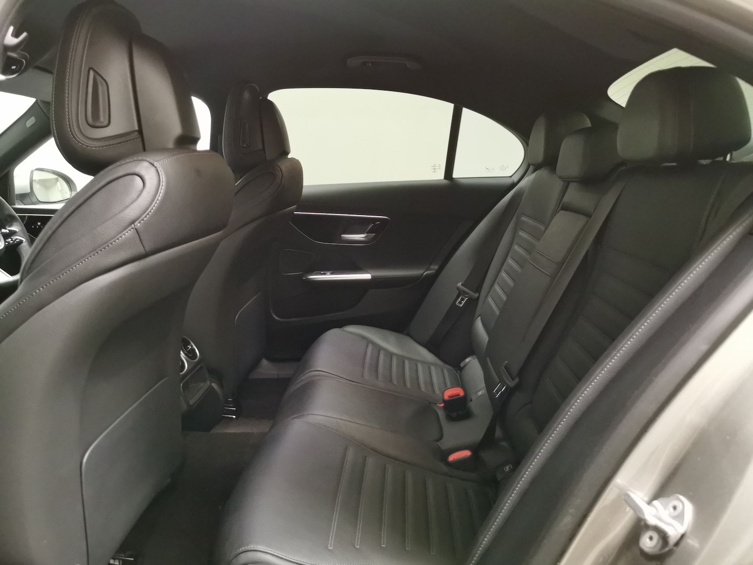 Used Mercedes-Benz C Class 2022 for sale - 76502099: Photo 26