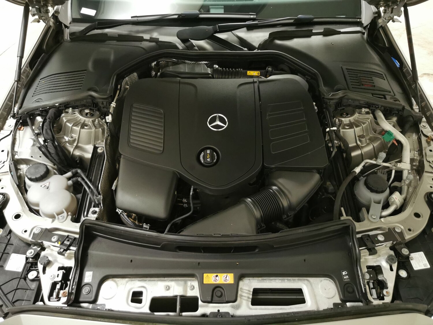 Used Mercedes-Benz C Class 2022 for sale - 76502099: Photo 33