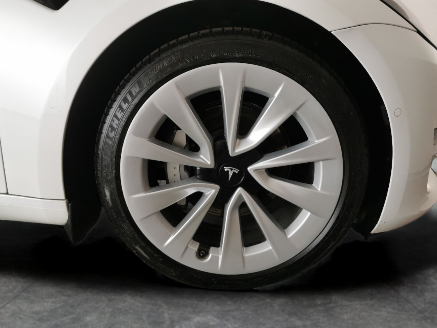 Used Tesla Model 3 2021 for sale - 76892750: Photo 28