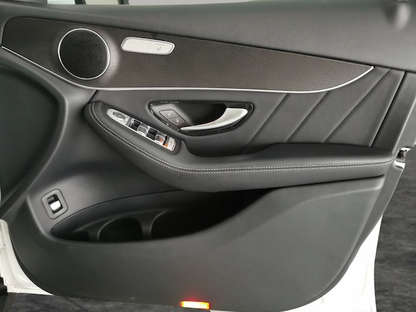 Used Mercedes-Benz GLC 2020 for sale - 76303097: Photo 36