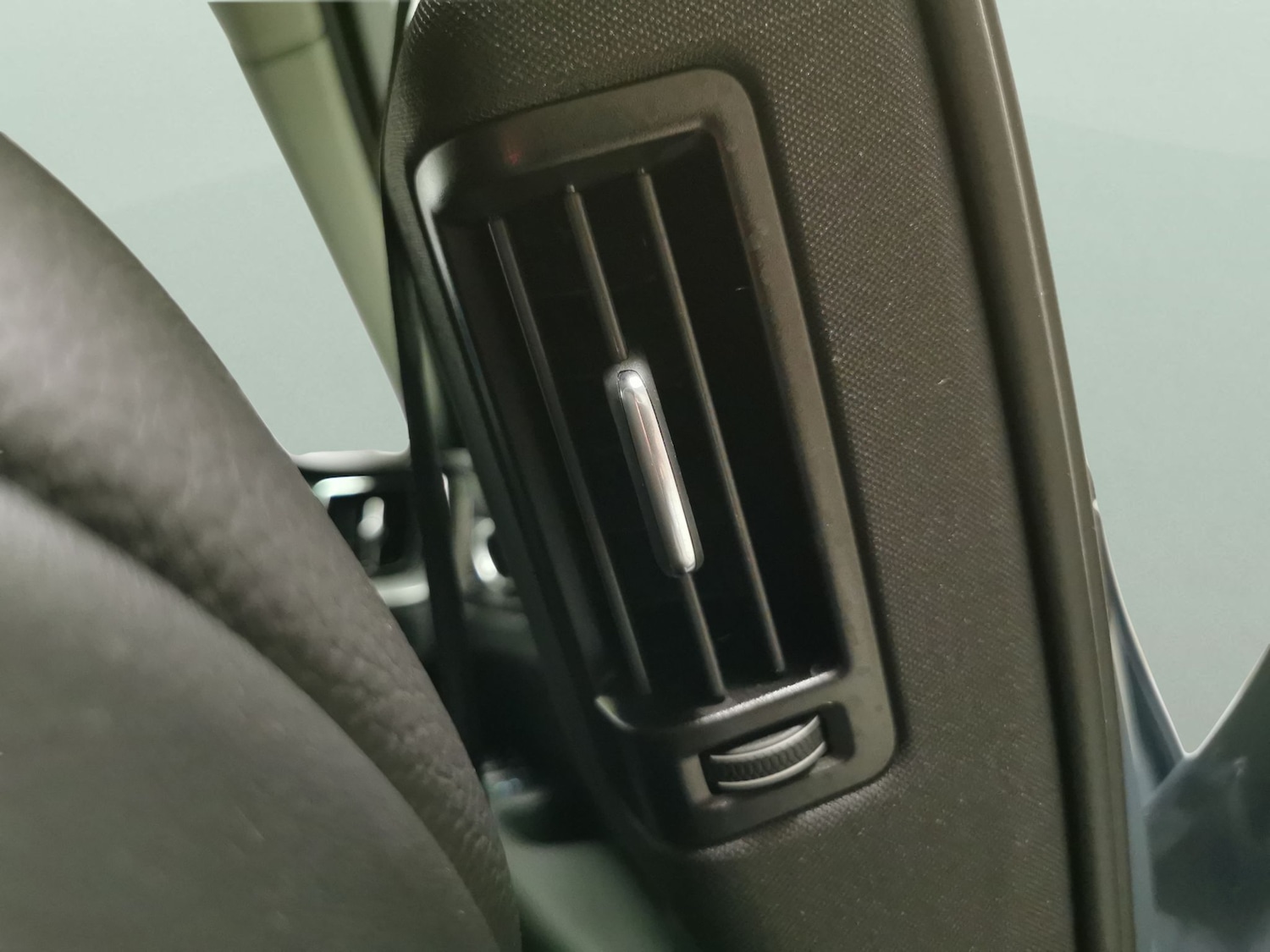 Used Volvo XC60 2023 for sale - 77023833: Photo 14