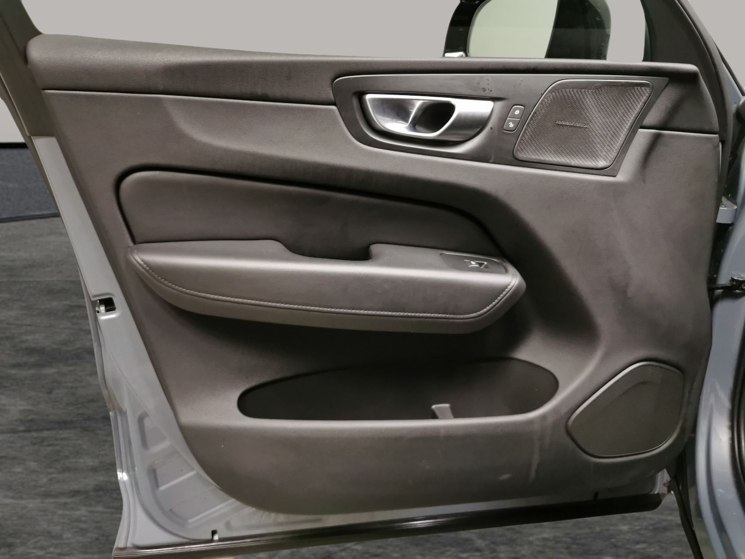 Used Volvo XC60 2023 for sale - 77023833: Photo 26