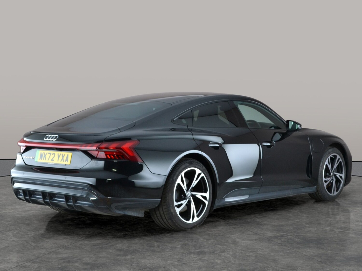 Used Audi e-tron GT 2022 for sale - 77450211: Photo 12