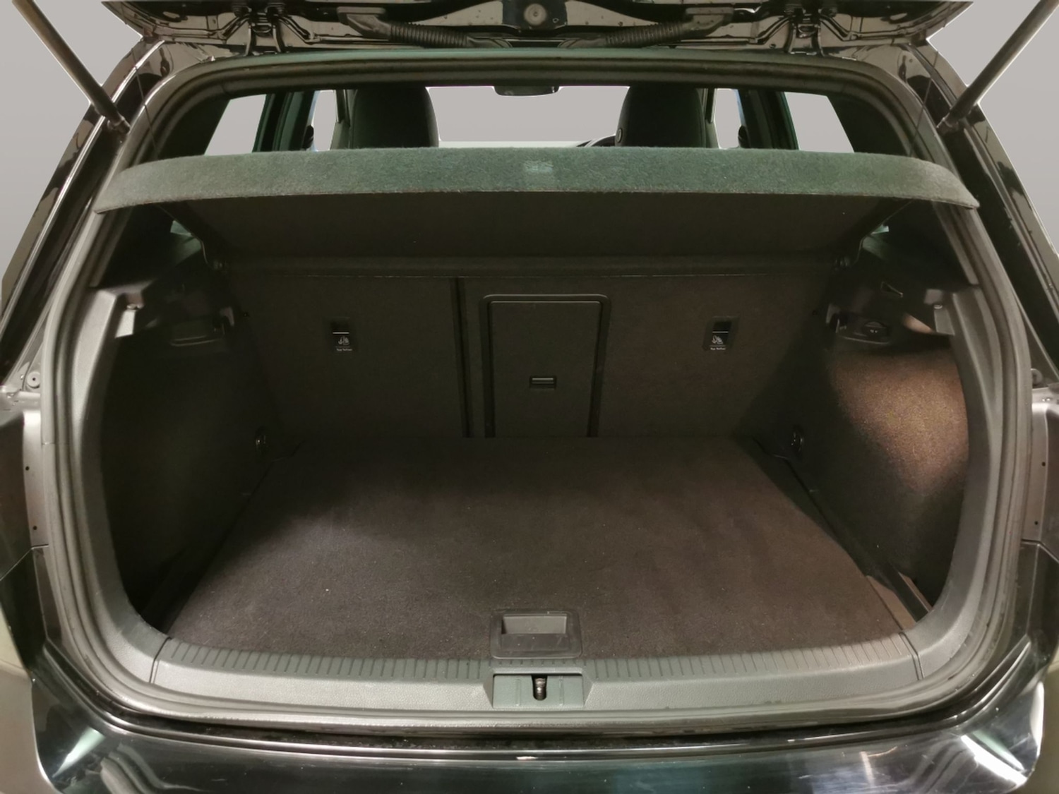 Used Volkswagen Golf 2019 for sale - 76922169: Photo 40