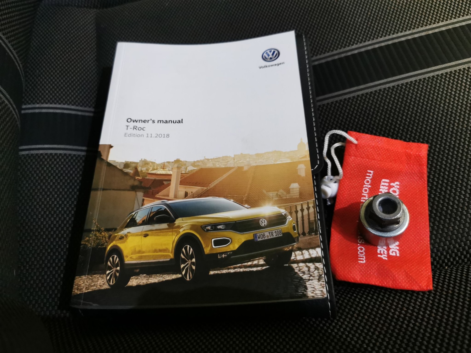 Used Volkswagen T-Roc 2019 for sale - 76580536: Photo 28