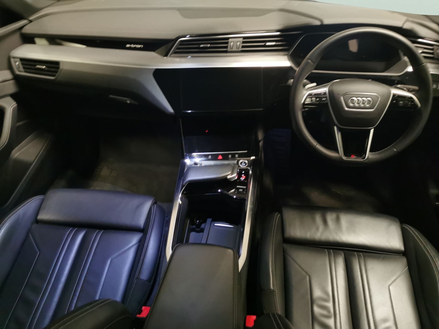 Used Audi e-tron 2022 for sale - 76141234: Photo 11