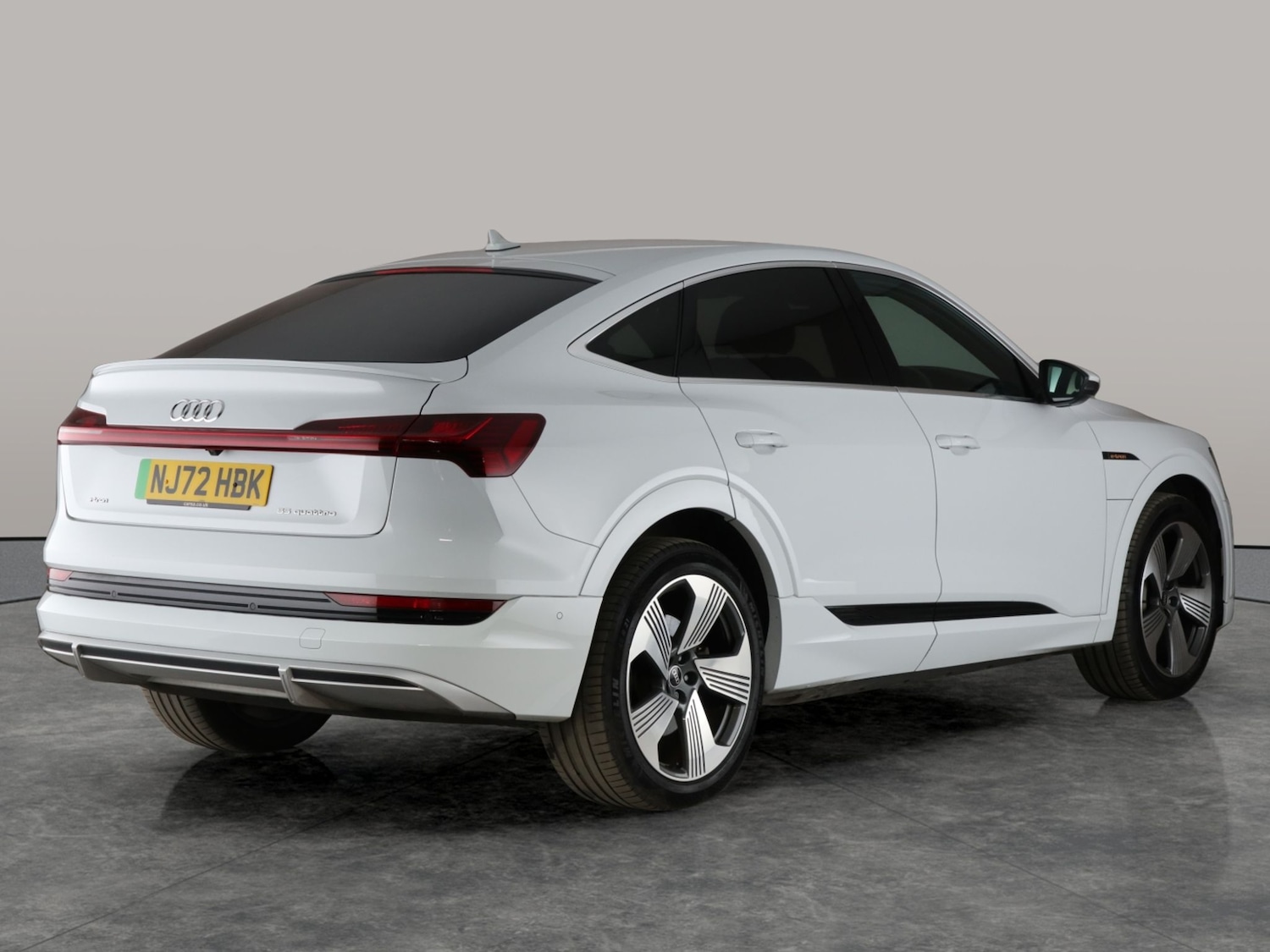 Used Audi e-tron 2022 for sale - 76141234: Photo 14