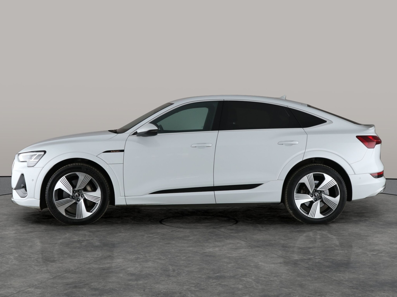 Used Audi e-tron 2022 for sale - 76141234: Photo 18