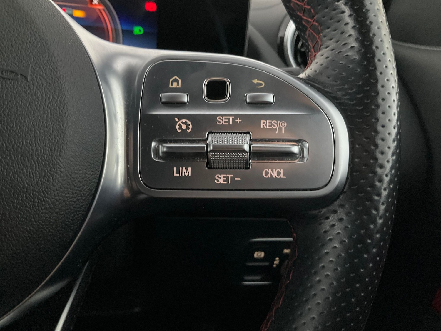 Used Mercedes-Benz GLA 2021 for sale - 76612443: Photo 23