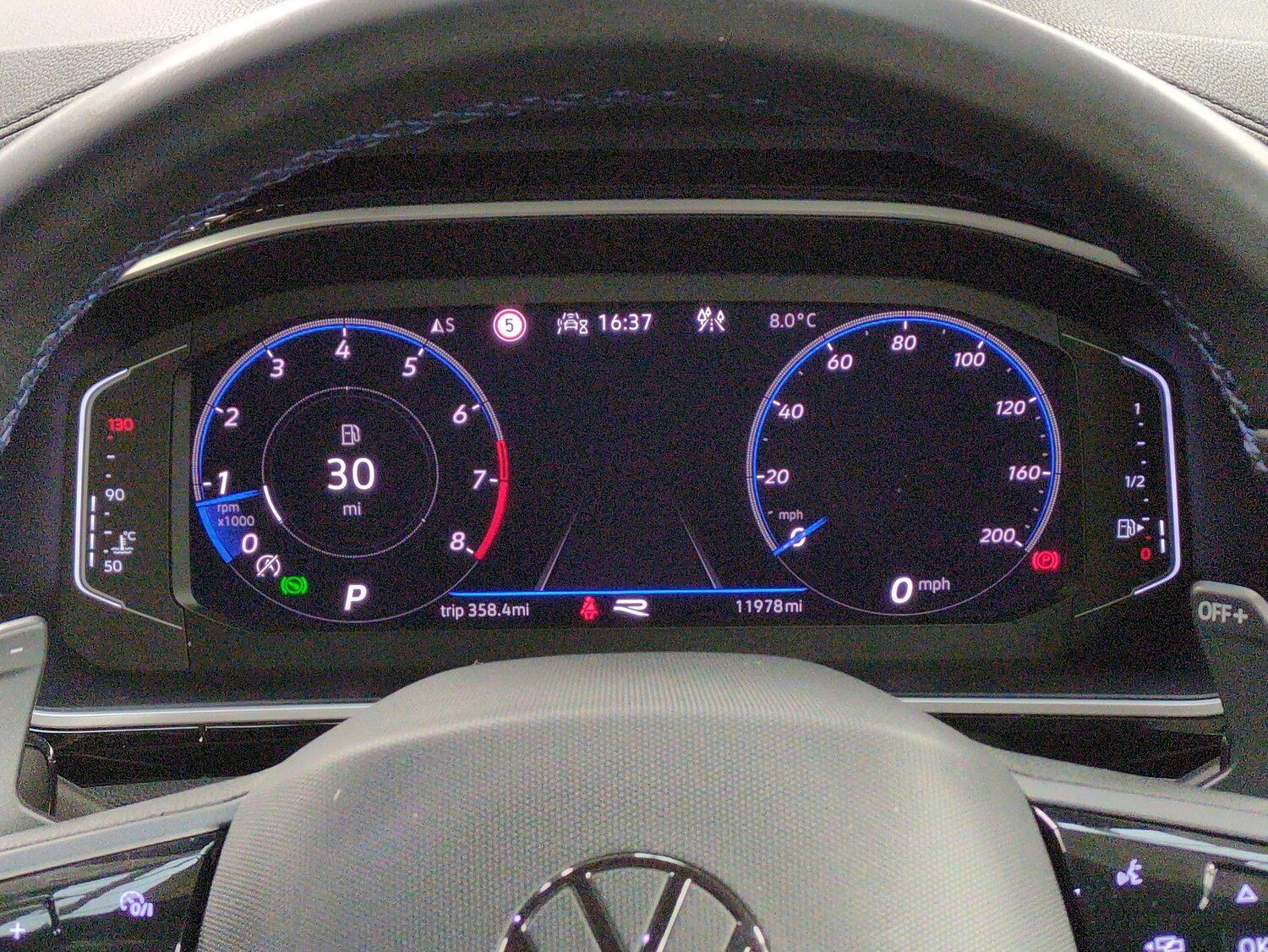 Used Volkswagen T-Roc 2023 for sale - 77648509: Photo 13