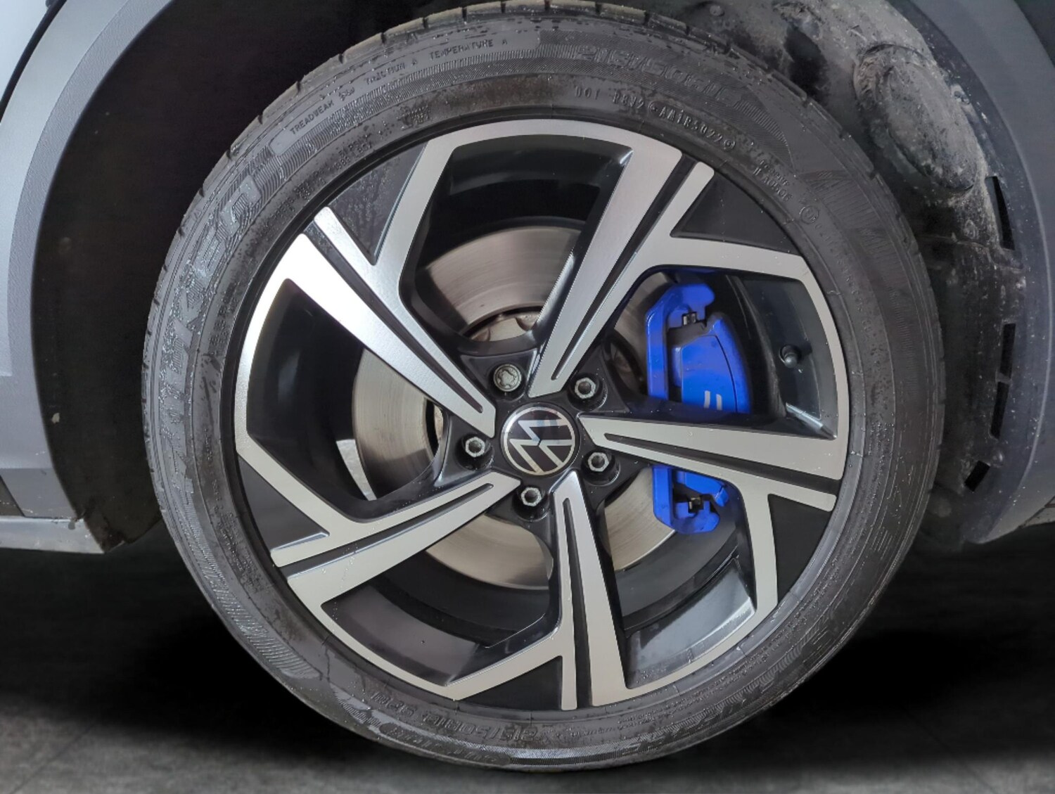 Used Volkswagen T-Roc 2023 for sale - 77648509: Photo 23