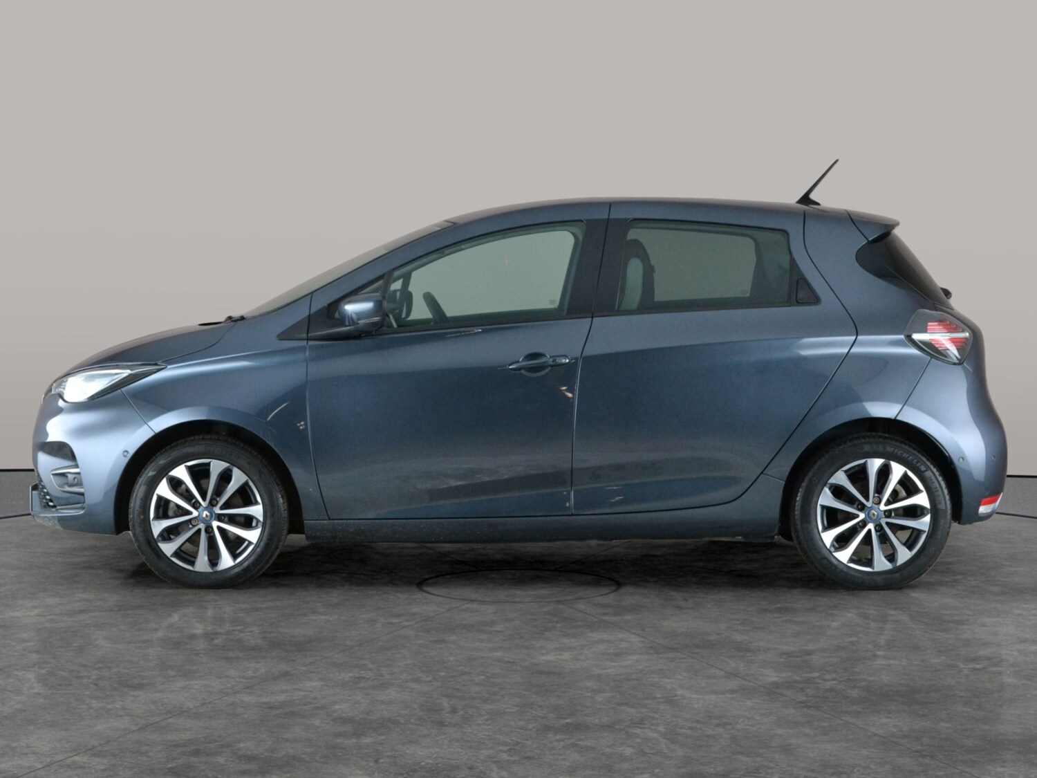 Used Renault Zoe 2020 for sale - 77903676: Photo 13