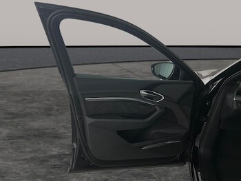 Used Audi e-tron 2021 for sale - 75816702: Photo