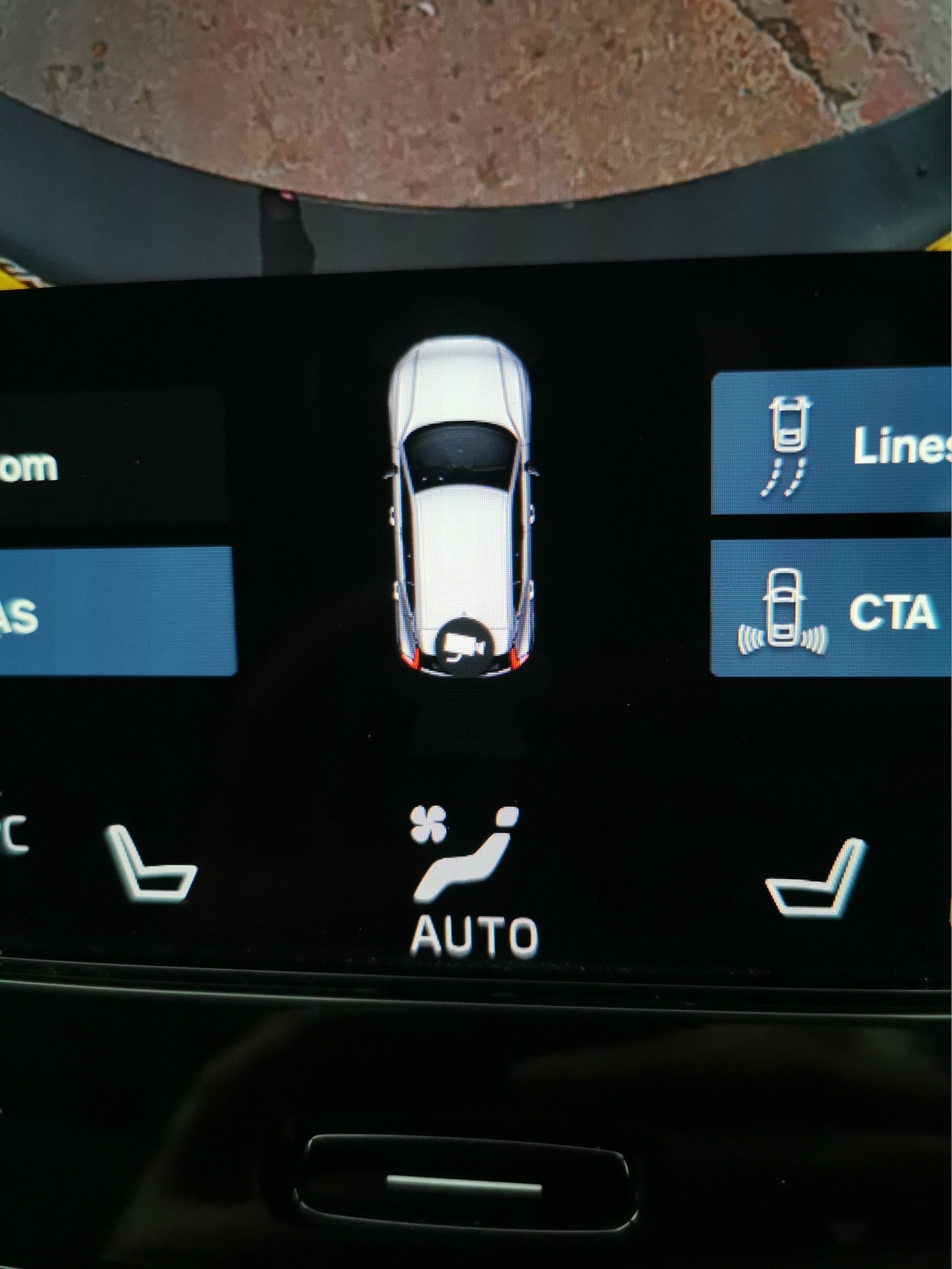 Used Volvo XC40 2023 for sale - 77663142: Photo 19