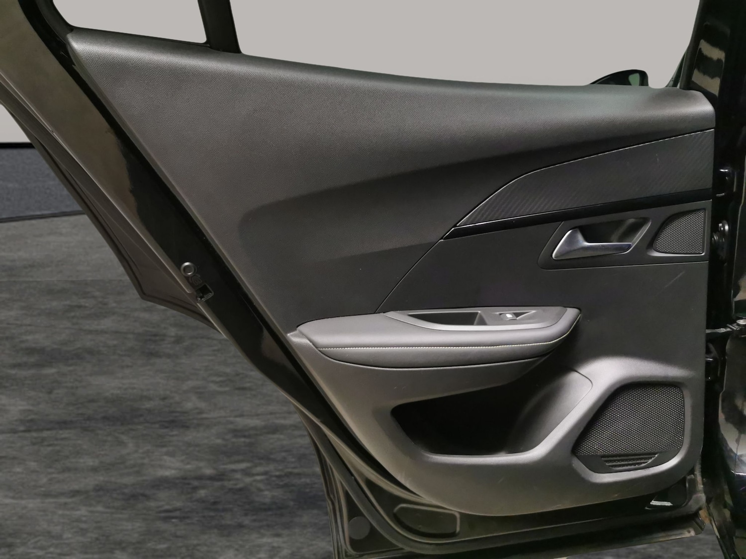 Used Peugeot 2008 2021 for sale - 78079289: Photo 29