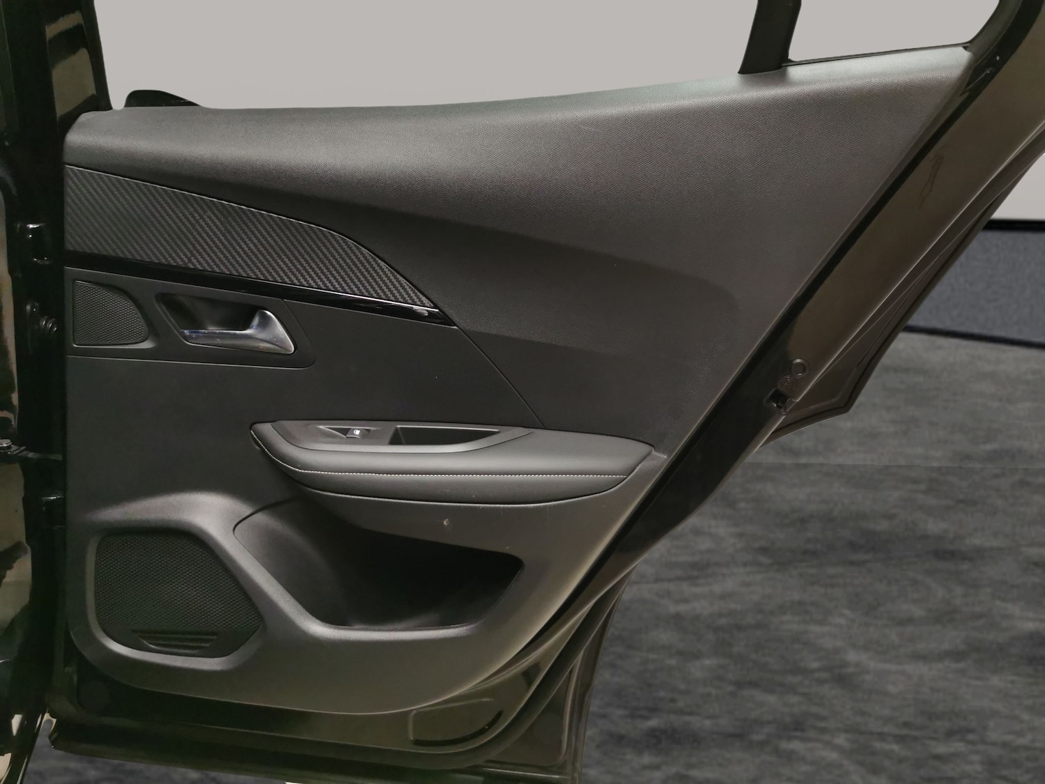 Used Peugeot 2008 2021 for sale - 78079289: Photo 30