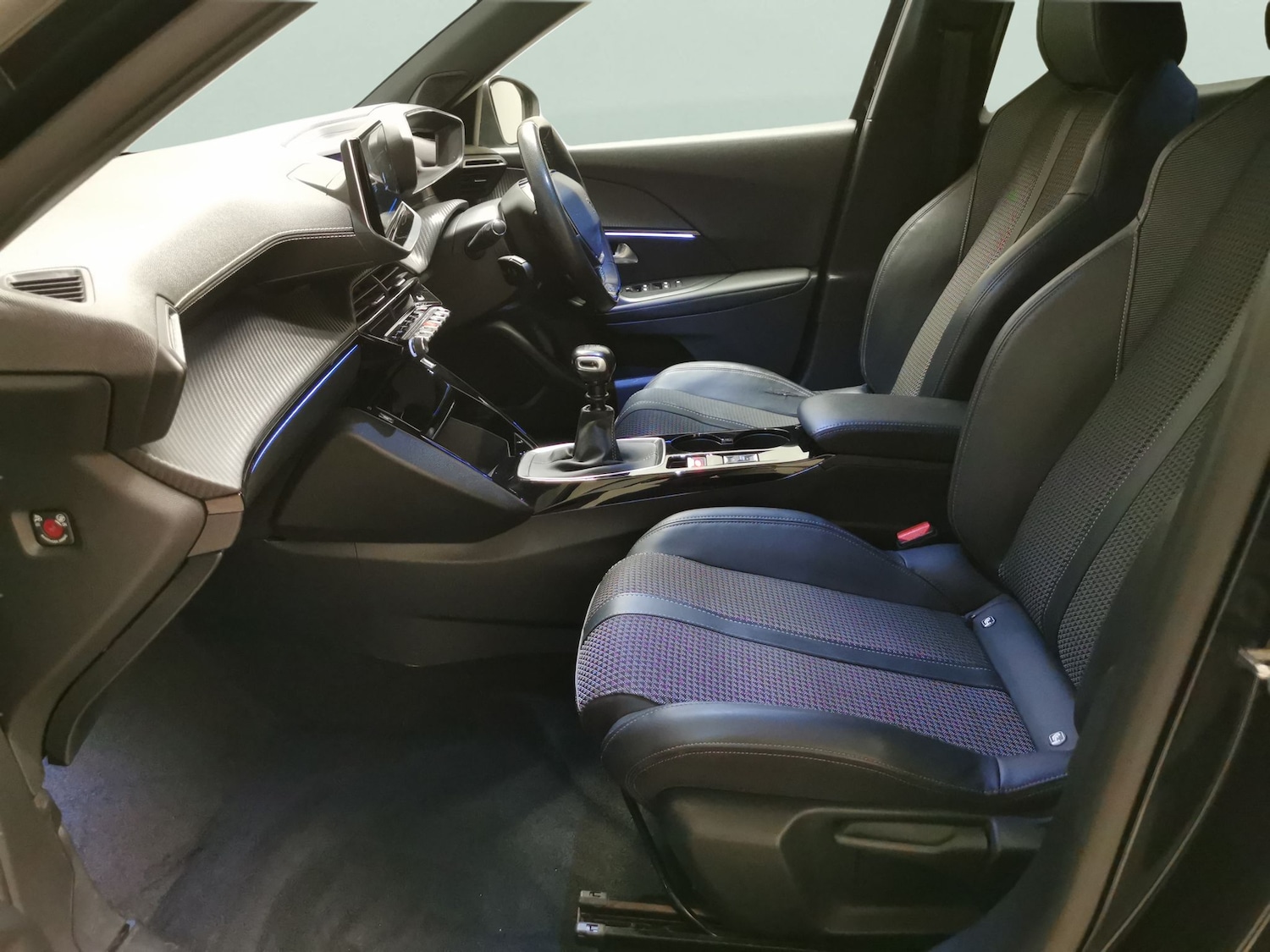 Used Peugeot 2008 2021 for sale - 78079289: Photo 4