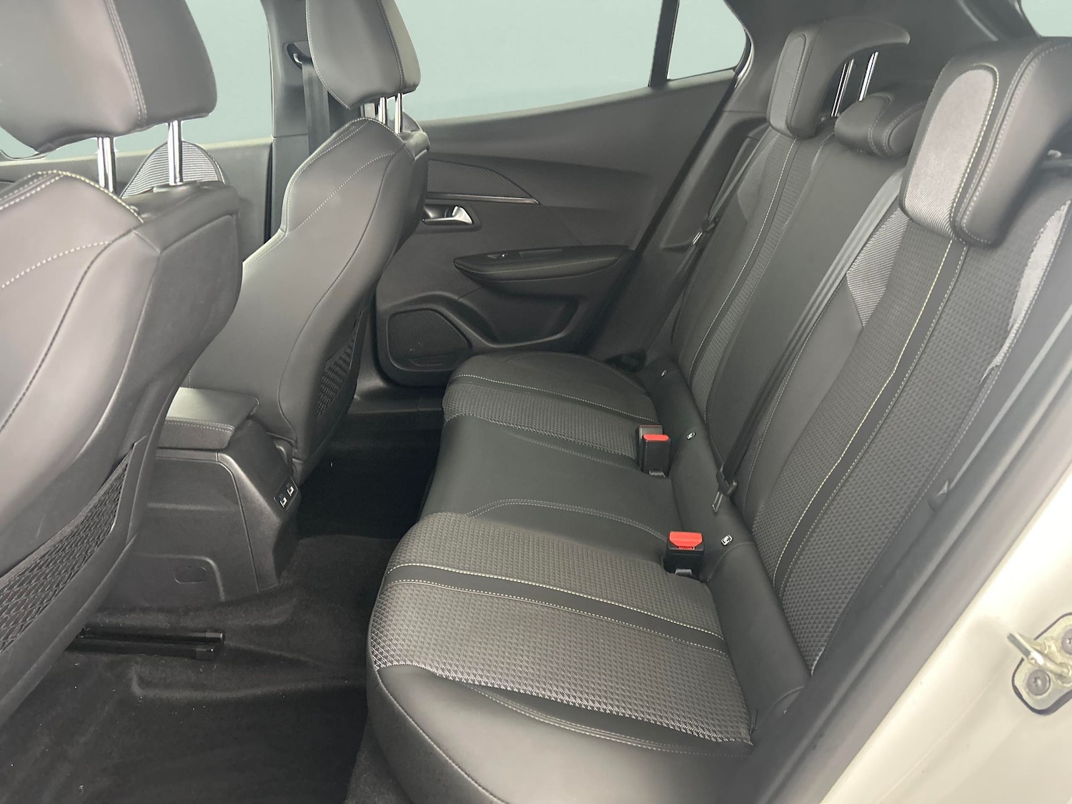 Used Peugeot 2008 2022 for sale - 77136737: Photo 27