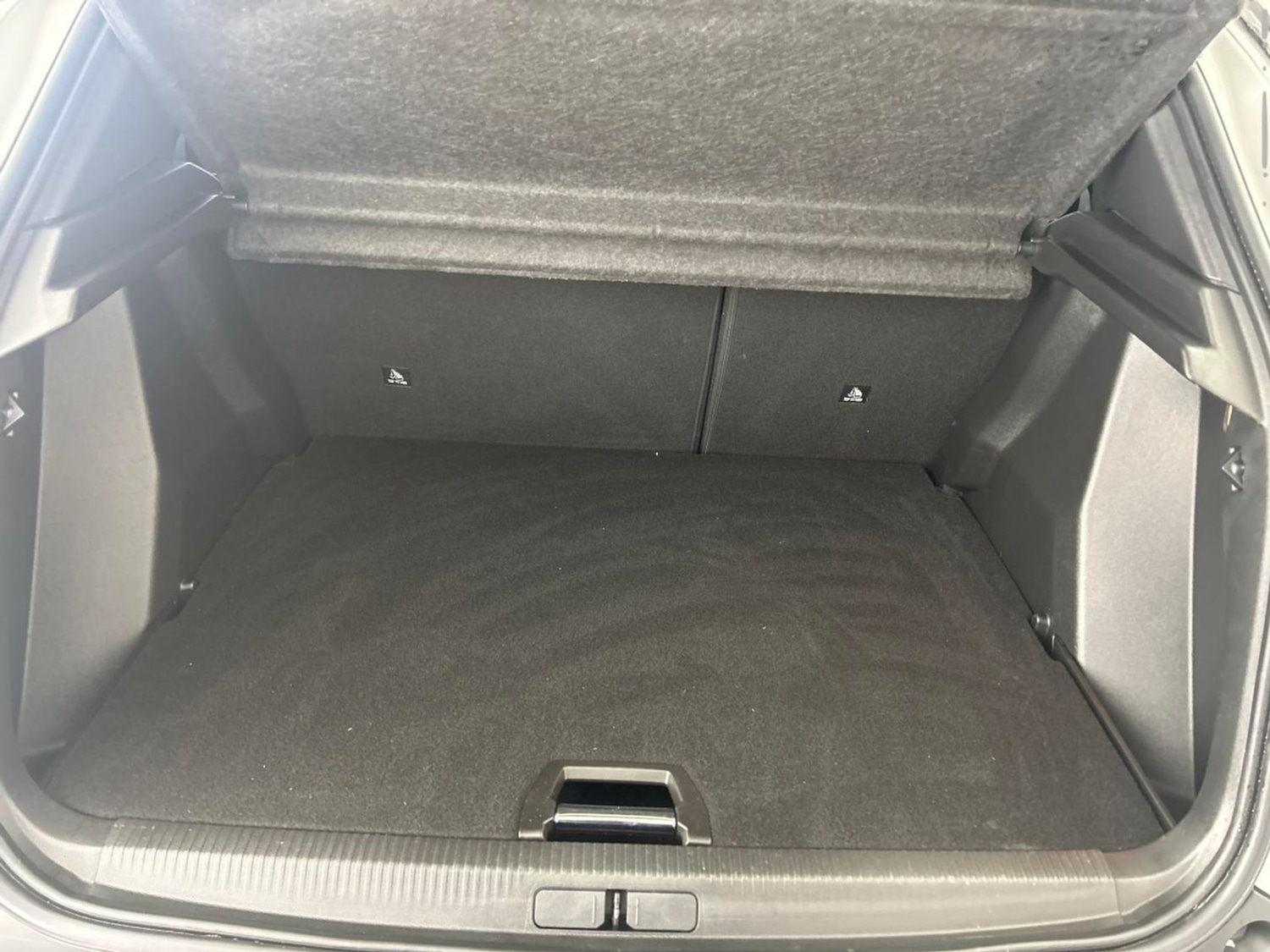 Used Peugeot 2008 2022 for sale - 77136737: Photo 7