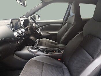 Used Nissan Juke 2023 for sale - 77340122: Photo