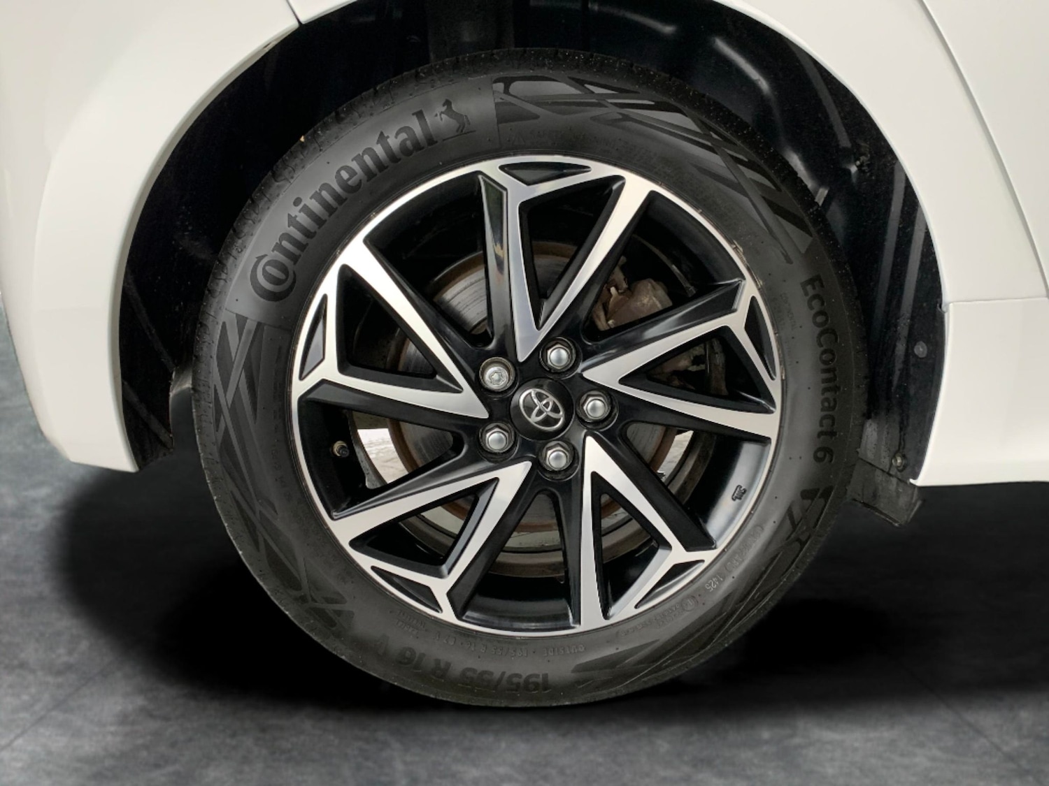 Used Toyota Yaris 2022 for sale - 76266258: Photo 27
