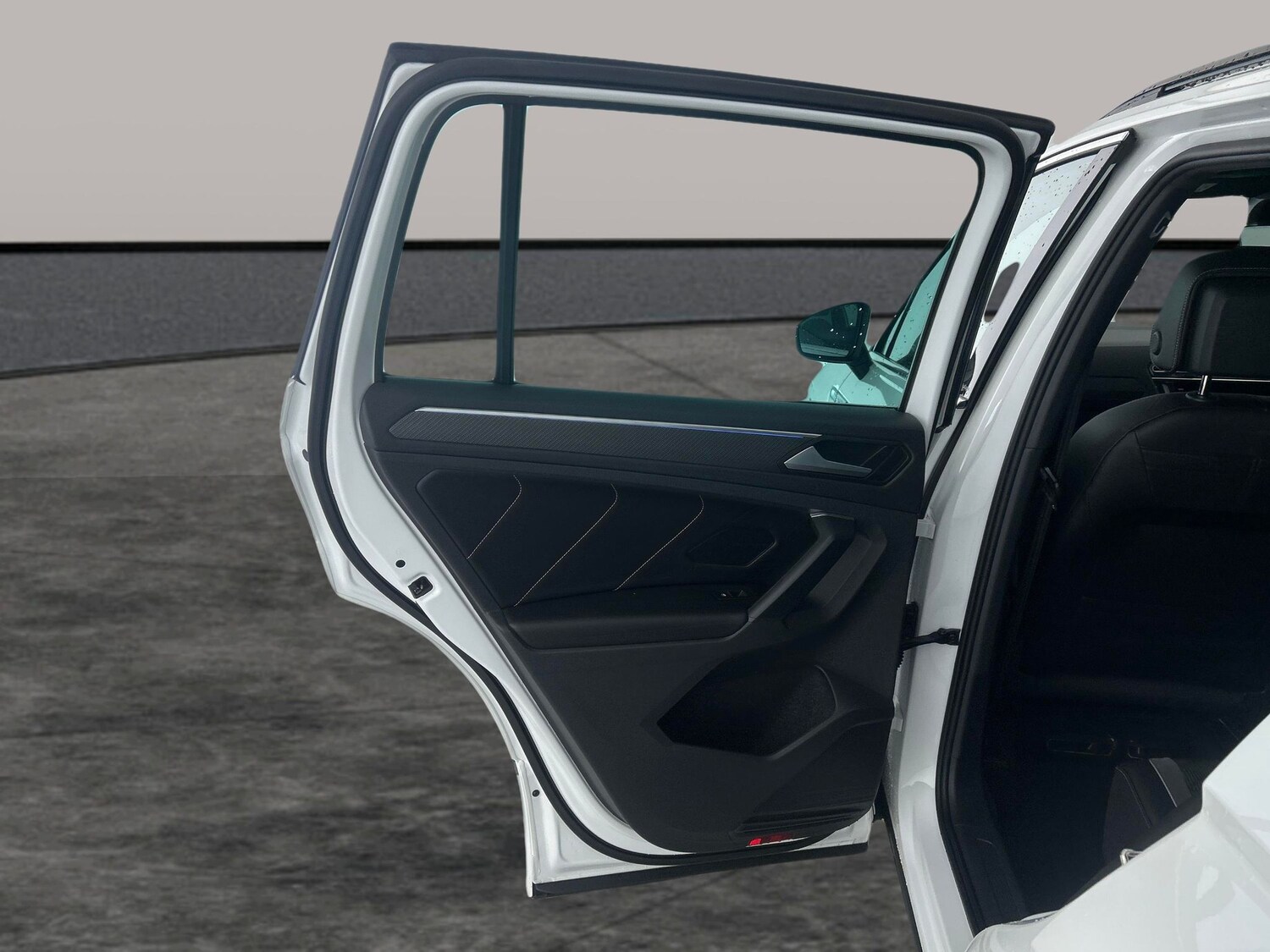 Used Volkswagen Tiguan 2023 for sale - 77502406: Photo 26