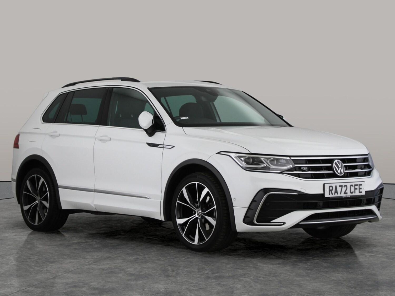 Used Volkswagen Tiguan 2023 for sale - 77502406: Photo 8