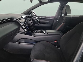 Used Hyundai TUCSON 2022 for sale - 76182376: Photo 4