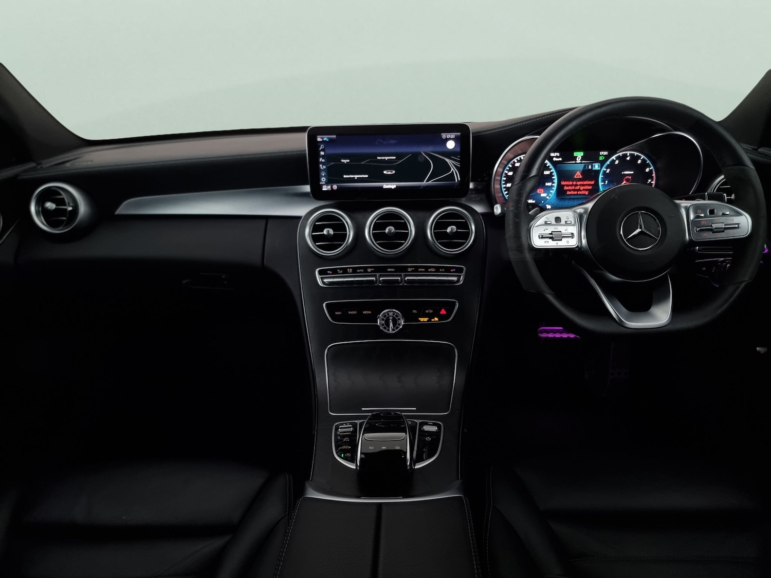 Used Mercedes-Benz C Class 2021 for sale - 77347347: Photo 8