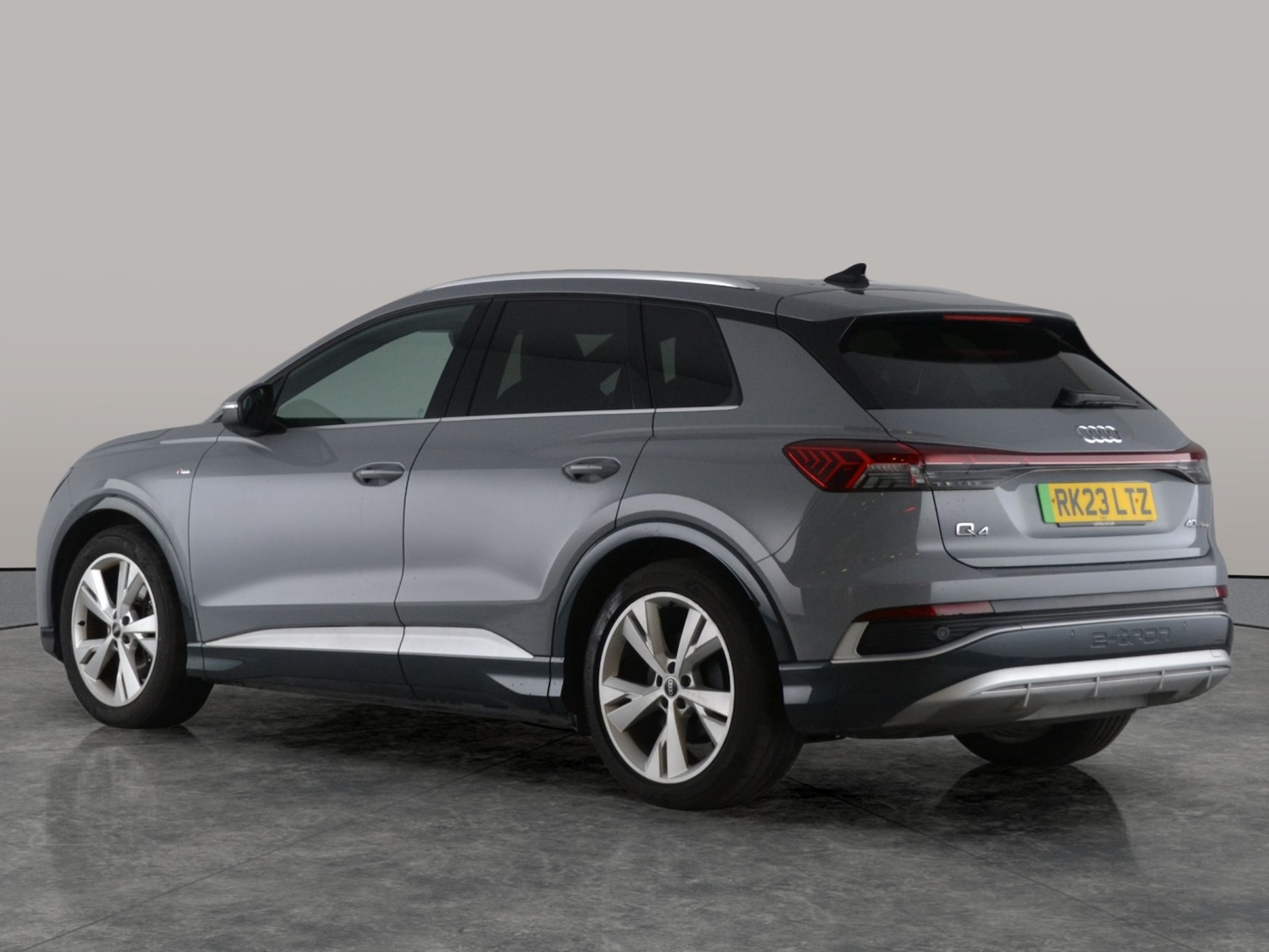 Used Audi Q4 e-tron 2023 for sale - 78109998: Photo 7