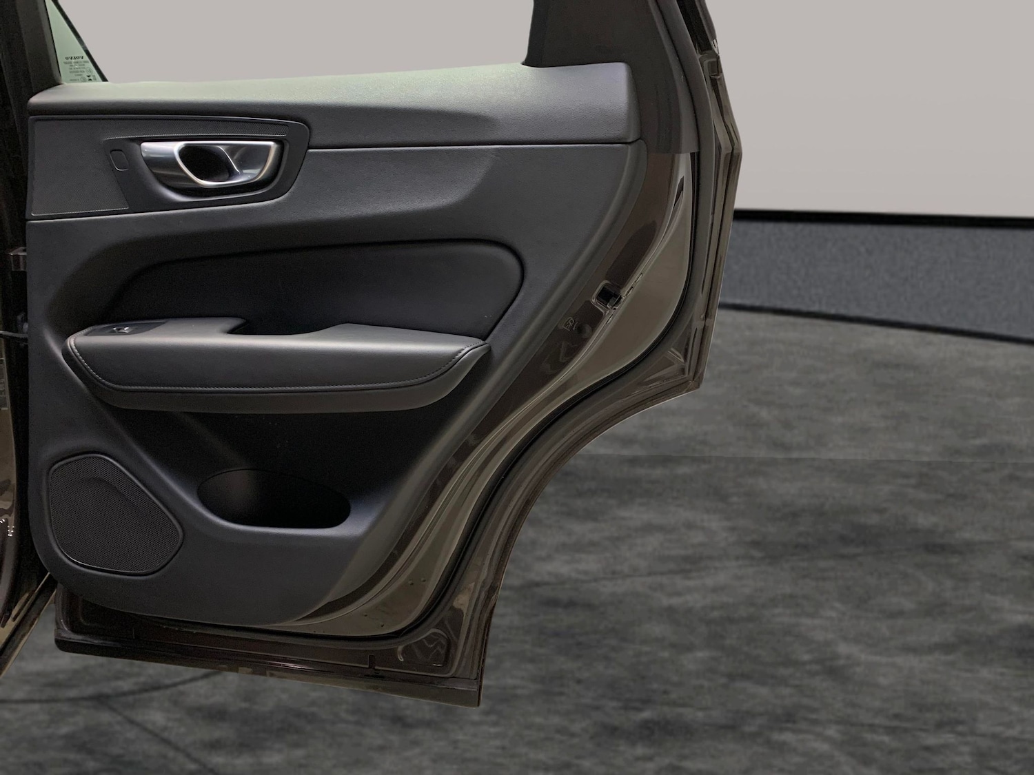 Used Volvo XC60 2023 for sale - 76862165: Photo 28