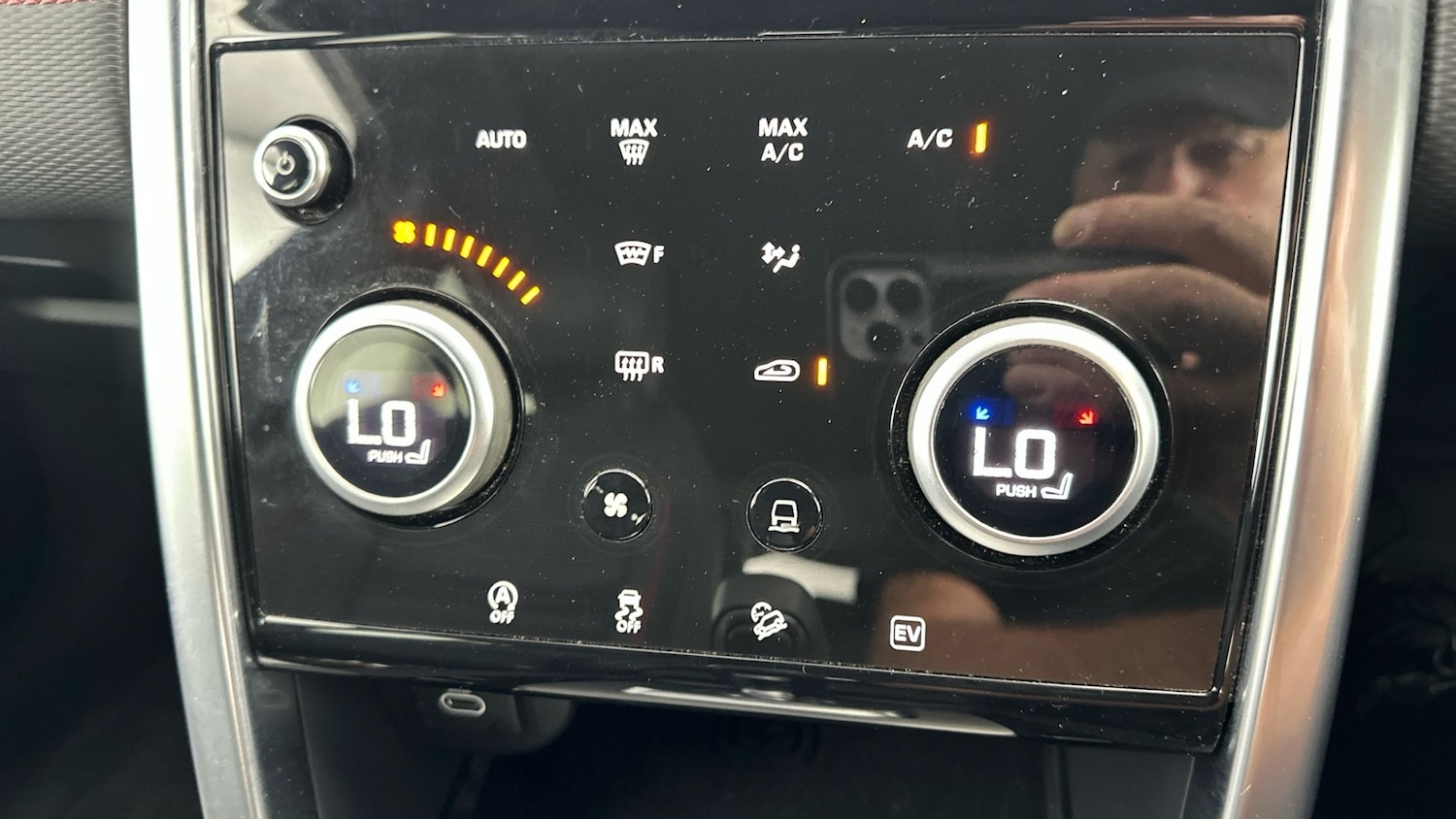 Used Land Rover Discovery Sport 2022 for sale - 76544992: Photo 27