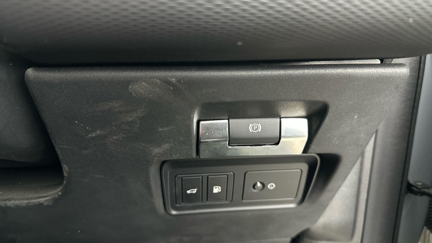 Used Land Rover Discovery Sport 2022 for sale - 76544992: Photo 32