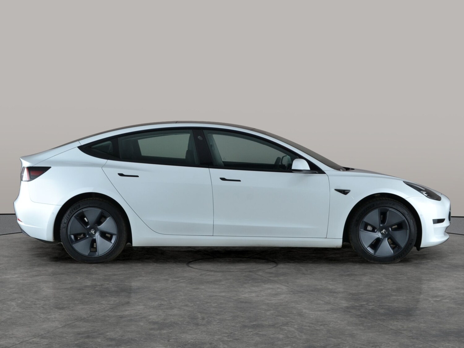 Used Tesla Model 3 2021 for sale - 77447875: Photo 10