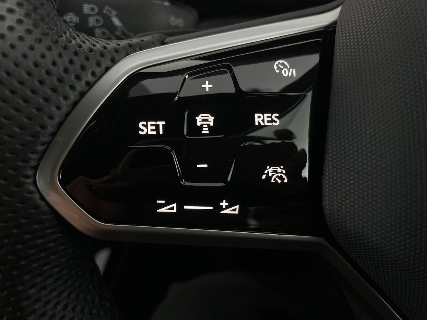 Used Volkswagen Golf 2023 for sale - 77432305: Photo 23