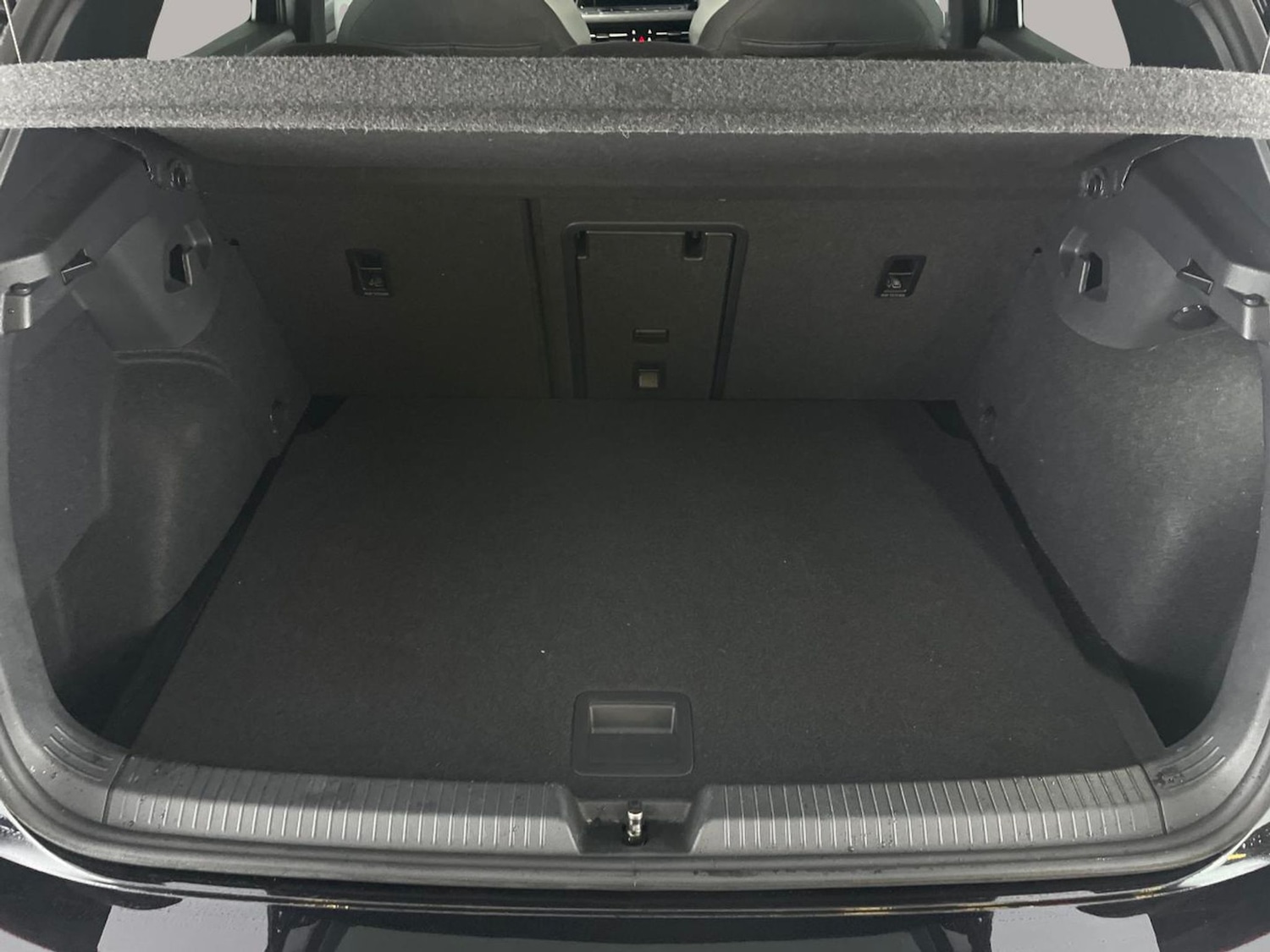 Used Volkswagen Golf 2023 for sale - 77432305: Photo 35