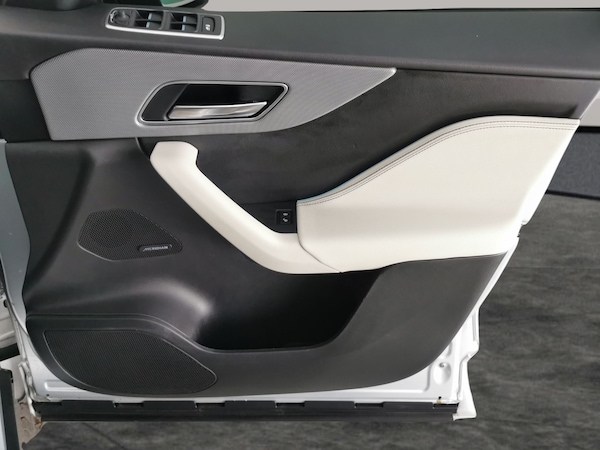 Used Jaguar F-Pace 2020 for sale - 76222468: Photo 44
