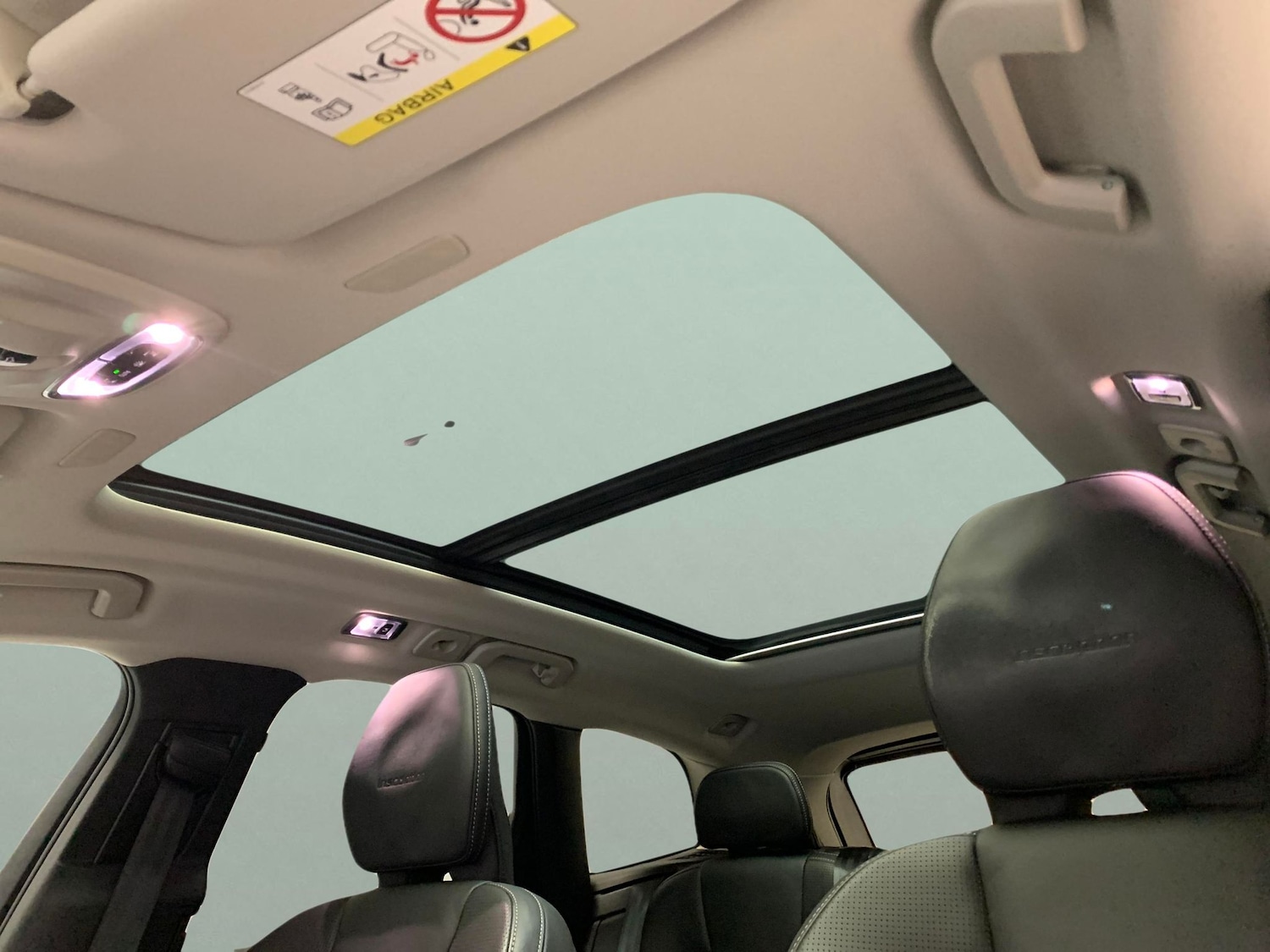 Used Volvo XC60 2019 for sale - 76731922: Photo 5