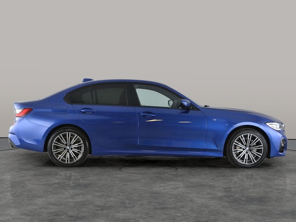 Used BMW 3 Series 2021 for sale - 76312727: Photo 15