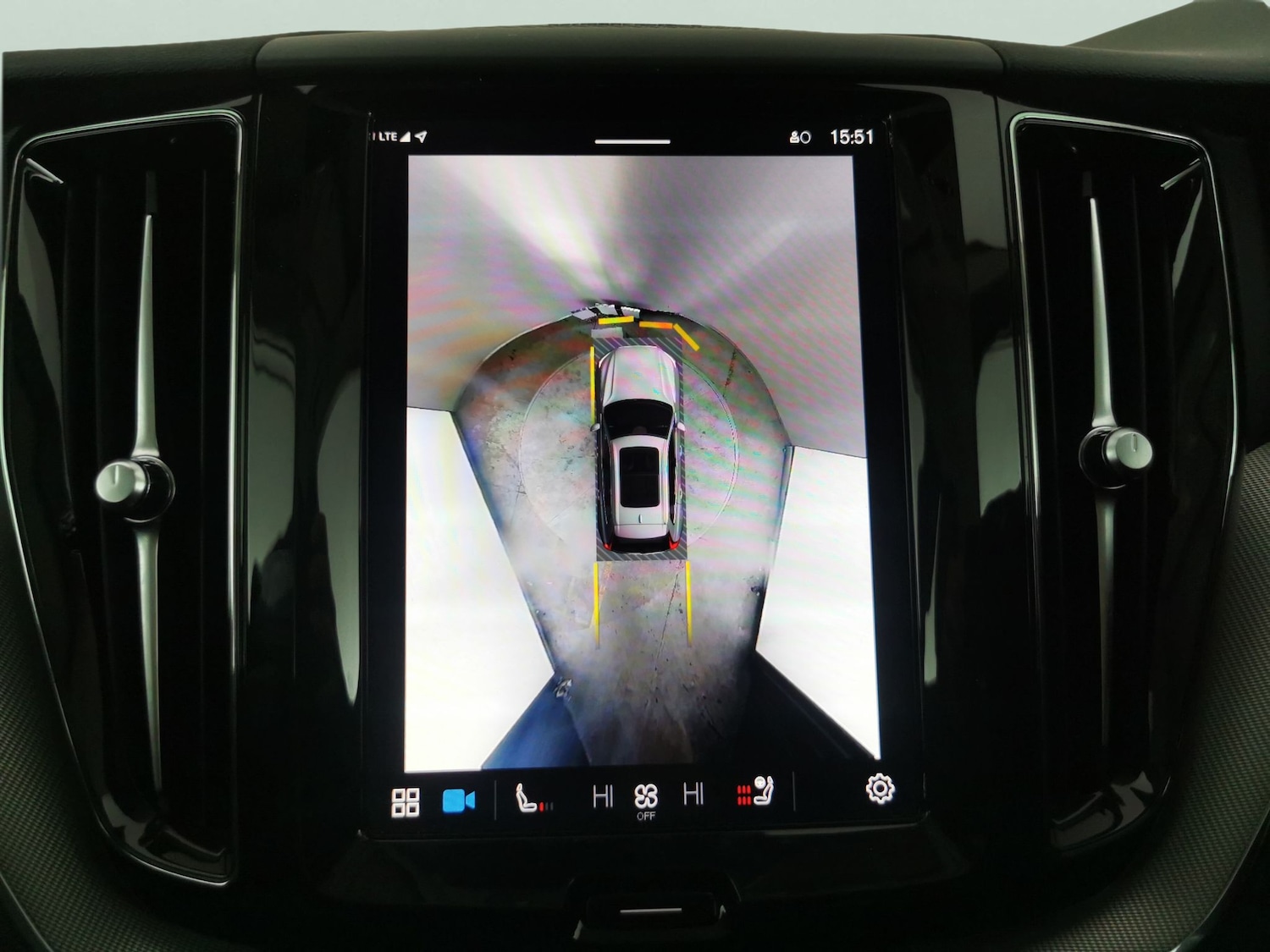 Used Volvo XC60 2023 for sale - 76889114: Photo 6