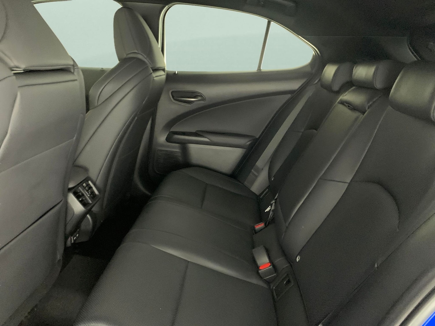 Used Lexus UX 2021 for sale - 76464219: Photo 39