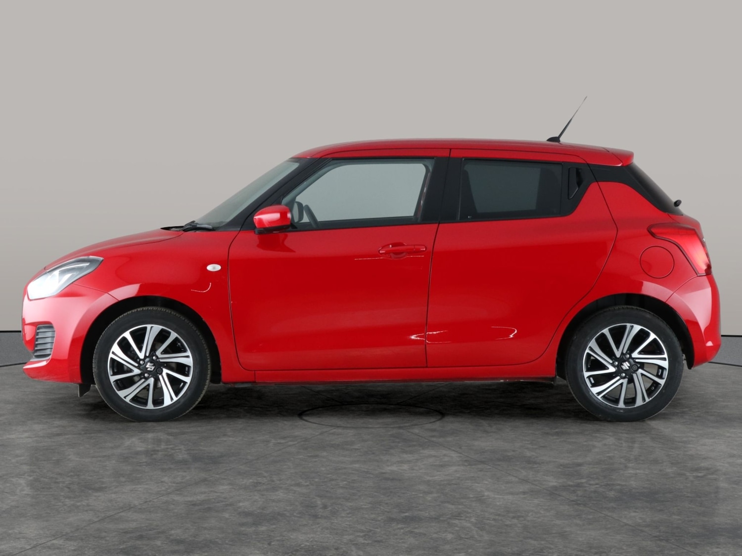 Used Suzuki Swift 2023 for sale - 76525977: Photo 13