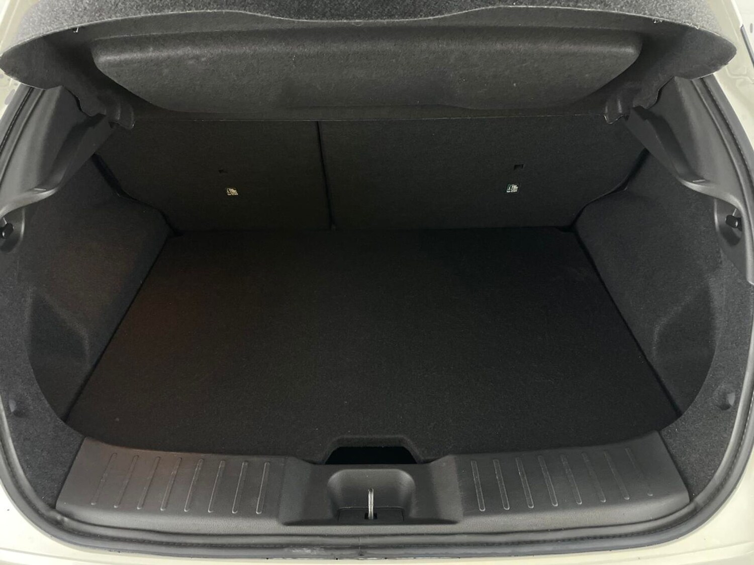 Used Nissan Juke 2023 for sale - 78218514: Photo 33