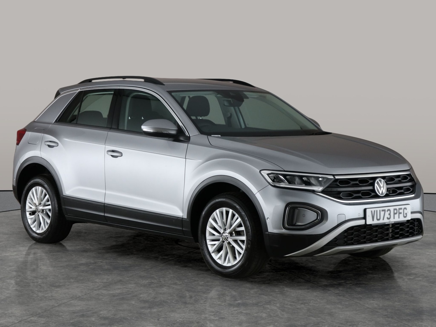 Used Volkswagen T-Roc 2023 for sale - 76669357: Photo 7
