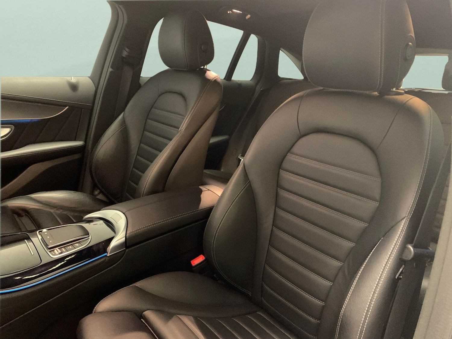 Used Mercedes-Benz EQC 2020 for sale - 76946414: Photo 8