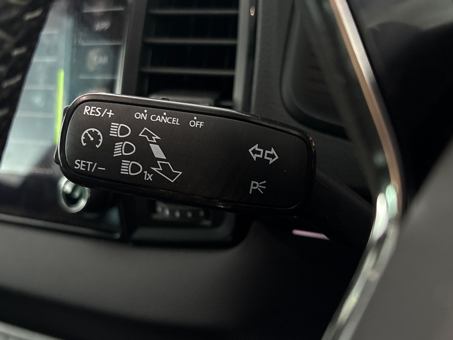 Used Skoda Karoq 2023 for sale - 77136718: Photo 15