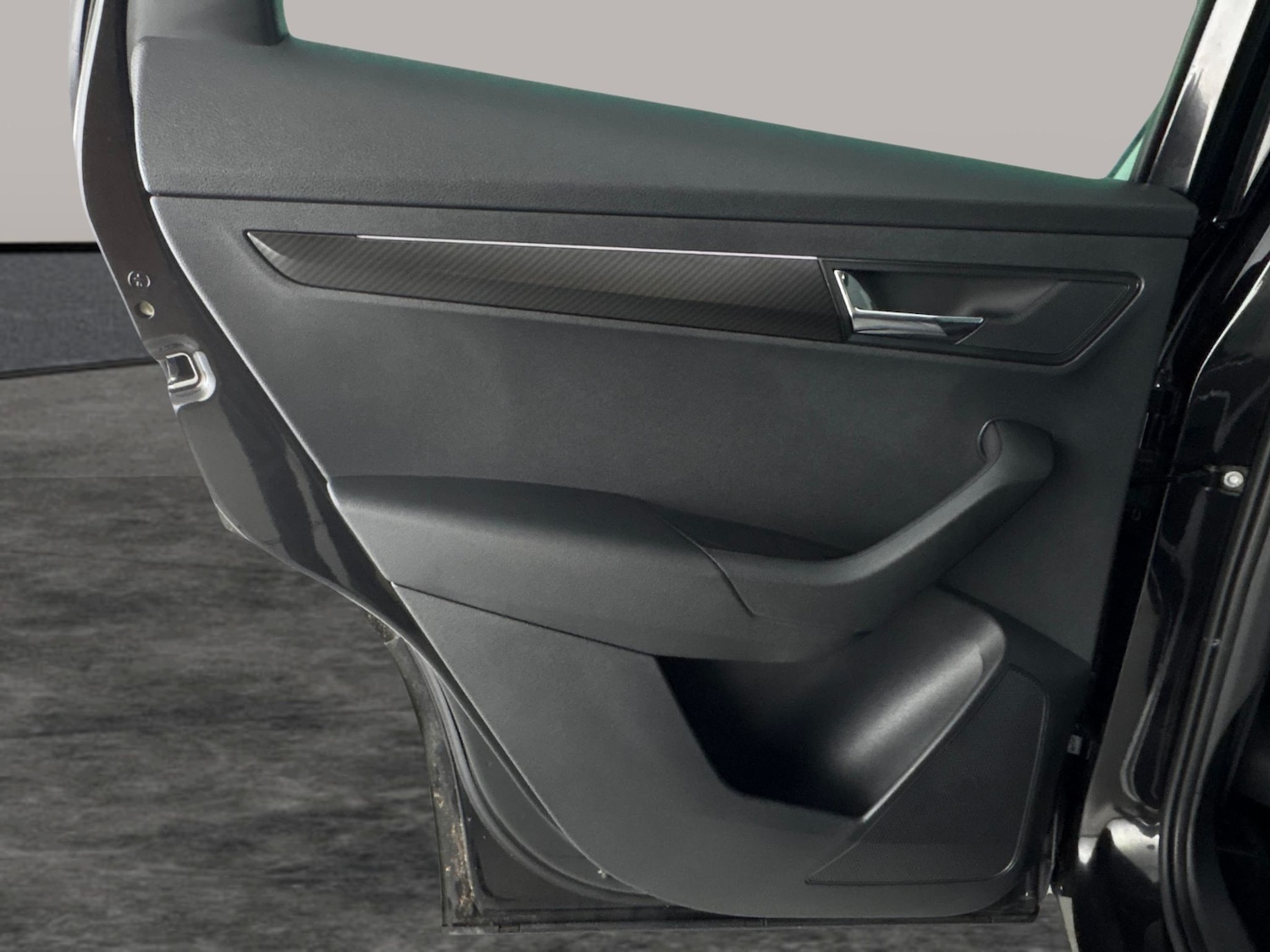 Used Skoda Karoq 2023 for sale - 77136718: Photo 32